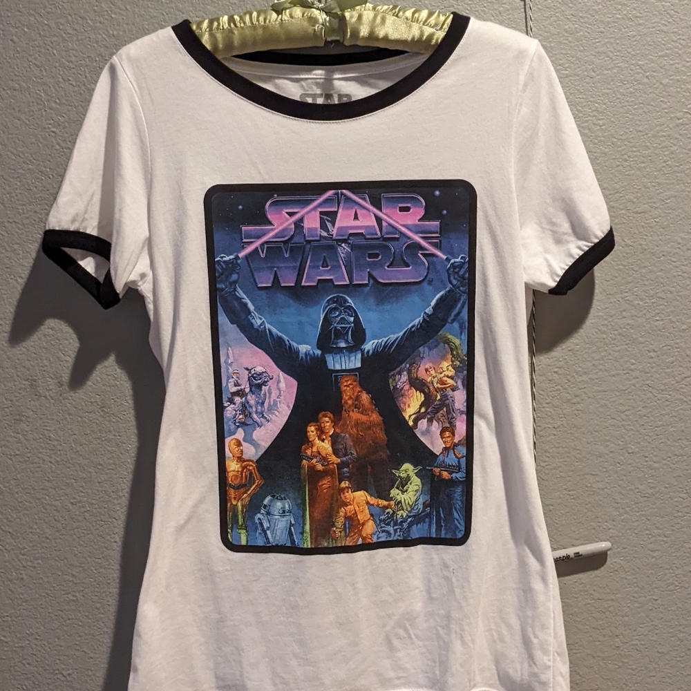 White Base Graphic Star Wars T-shirt